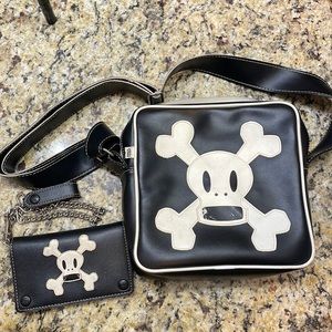Paul Frank Scurvy Skull crossbody + chain wallet